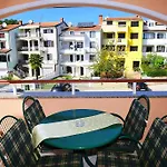 Apartments Zdjelar Apartment Porec