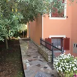 Apartments Zdjelar