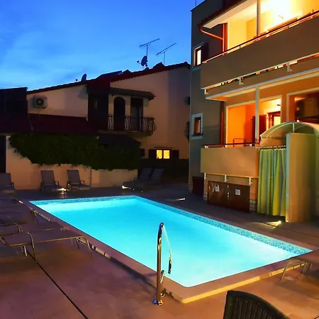 Apartments Zdjelar Apartment *