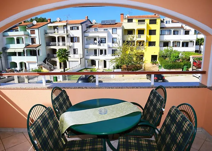 Zdjelar Apartment Poreč