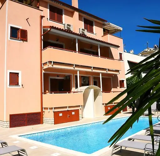 Zdjelar Apartment Poreč