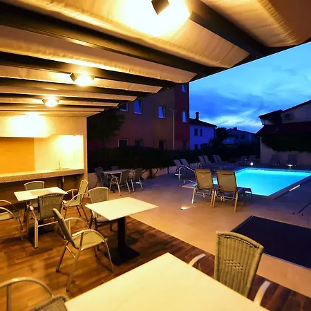 Apartments Zdjelar * Porec